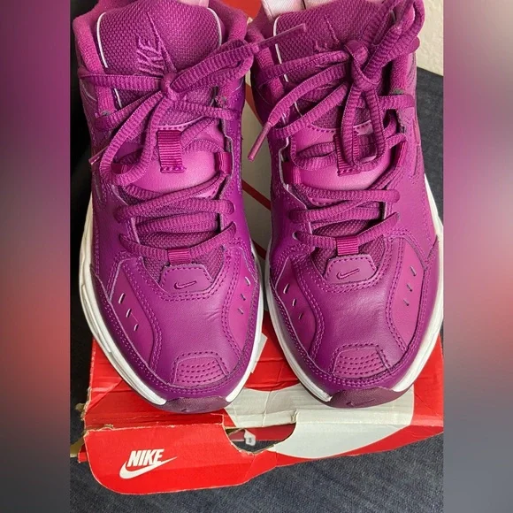 NIKE Tekno-Woman! - Picture 5 of 8